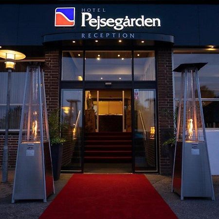 Hotel Pejsegaarden Brædstrup エクステリア 写真