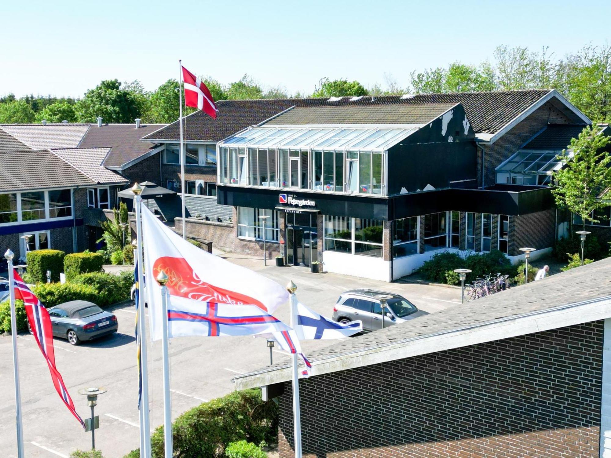 Hotel Pejsegaarden Brædstrup エクステリア 写真